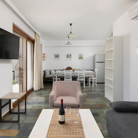 Arte Suites Pefki Exterior photo